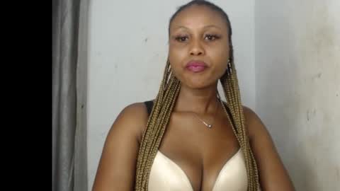 Snapshot of sexy_badgirl2 chatting on October 11, 2025, 6:17 pm Sexy blackgirl2 online show from October 11, 2025, 6:17 pm