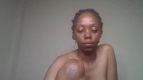 Snapshot of sexy_banny4 chatting on January 18, 2026, 2:15 am sexy_banny4 online show from January 18, 2026, 2:15 am