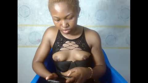 sexy_bluey247 online show from September 16, 2025, 10:27 am