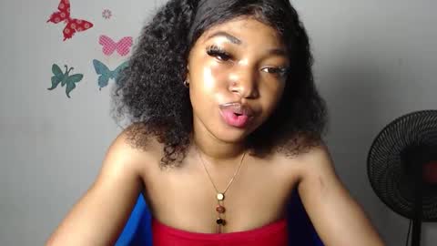 sexy_bluey247 online show from December 17, 2025, 6:19 am