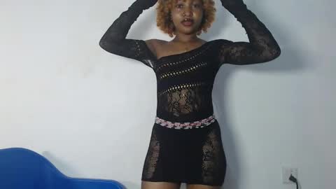 sexy_bluey247 online show from April 15, 2026, 3:41 pm