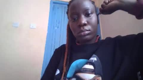 sexy_butty01 online show from September 22, 2025, 9:44 am