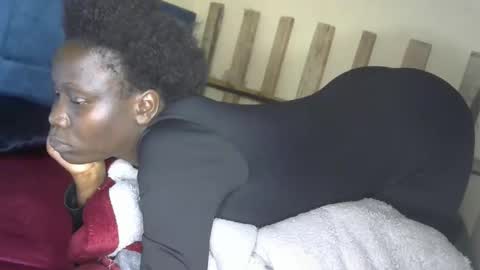 sexy_butty01 online show from October 3, 2025, 6:49 pm