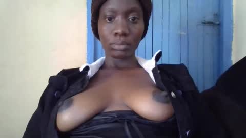 sexy_butty01 online show from October 11, 2025, 1:05 am