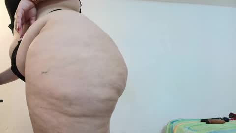 karla           instagram  online show from February 20, 2025, 8:14 pm