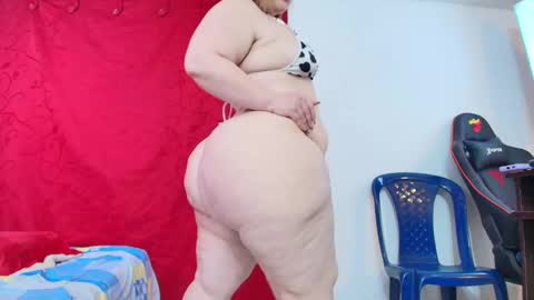 karla           instagram  online show from September 22, 2025, 3:36 pm