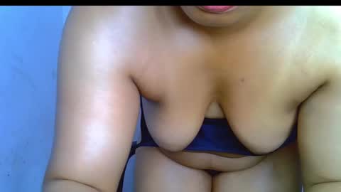 Snapshot of sexy_ebonygirl_ chatting on September 29, 2025, 10:47 pm Clara online show from September 29, 2025, 10:47 pm