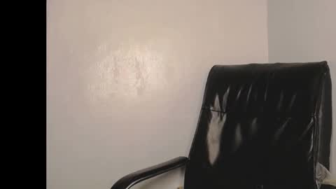 Clara online show from February 26, 2026, 7:46 pm