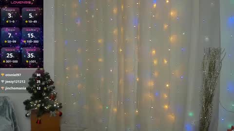Snapshot of sexy_emeli chatting on December 25, 2024, 11:11 am MY ONLYFANS page is back - online show from December 25, 2024, 11:11 am