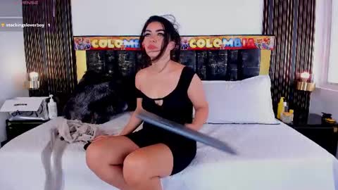 Snapshot of sexy_hot_milf_ chatting on June 20, 2026, 4:21 pm Dafne online show from June 20, 2026, 4:21 pm