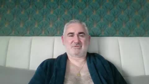 Antonio online show from April 7, 2026, 5:57 pm