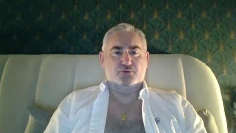 Antonio online show from April 20, 2026, 6:53 pm