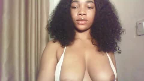 Sexy kitty881 online show from October 29, 2025, 6:09 pm