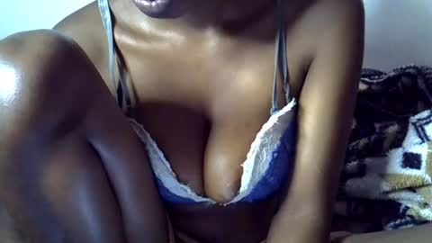 Snapshot of sexy_leila3 chatting on June 29, 2026, 5:46 am kayla online show from June 29, 2026, 5:46 am