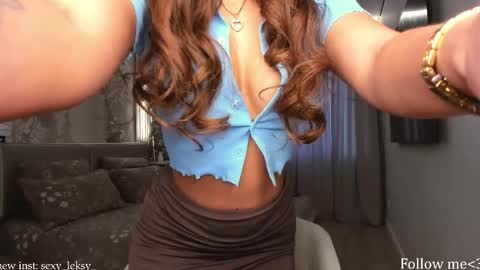 sexy_leksy online show from May 9, 2026, 4:45 pm