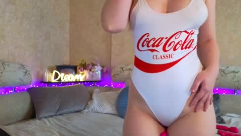 Snapshot of sexy_leslie chatting on February 15, 2025, 10:55 am Leslie online show from February 15, 2025, 10:55 am