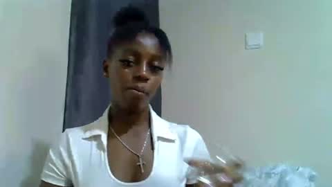 Snapshot of sexy_linda022 chatting on July 6, 2026, 9:50 pm Linda online show from July 6, 2026, 9:50 pm