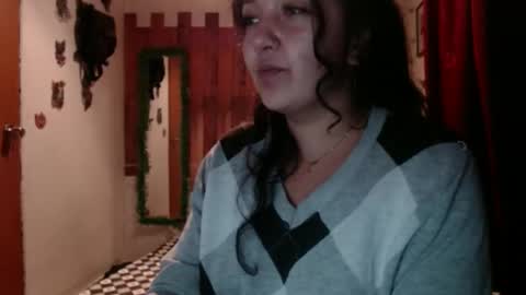 Snapshot of sexy_lolas chatting on December 9, 2024, 5:07 am sexy lolas online show from December 9, 2024, 5:07 am