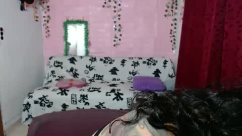 Snapshot of sexy_lolas chatting on March 4, 2025, 4:49 am sexy lolas online show from March 4, 2025, 4:49 am