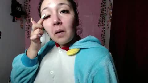 Snapshot of sexy_lolas chatting on March 5, 2025, 6:33 am sexy lolas online show from March 5, 2025, 6:33 am