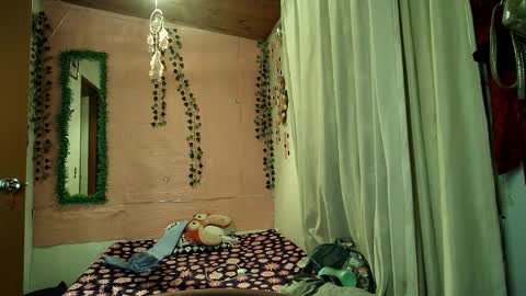 Snapshot of sexy_lolas chatting on November 23, 2025, 3:50 am sexy lolas online show from November 23, 2025, 3:50 am