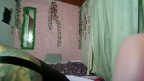 Snapshot of sexy_lolas chatting on July 23, 2026, 1:58 am sexy lolas online show from July 23, 2026, 1:58 am