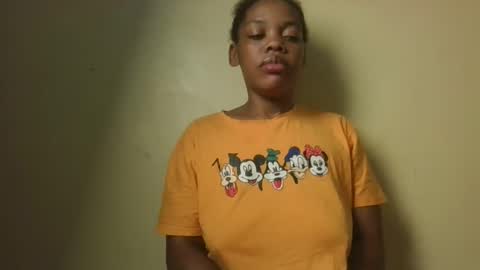 sexy_lyna online show from October 29, 2025, 11:34 am