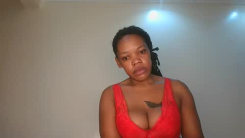 Snapshot of sexy_lyna chatting on April 30, 2026, 3:02 am sexy_lyna online show from April 30, 2026, 3:02 am