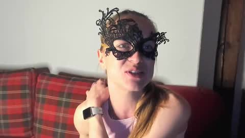 Snapshot of sexy_marlen chatting on February 23, 2025, 9:48 pm Marlen online show from February 23, 2025, 9:48 pm