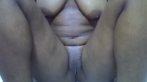 Snapshot of sexy_mayah64 chatting on May 14, 2026, 9:43 pm sexy_mayah64 online show from May 14, 2026, 9:43 pm
