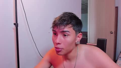 sexy_molly09 online show from November 22, 2025, 6:29 pm