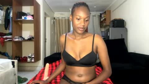 Snapshot of sexy_nyla chatting on June 18, 2026, 11:20 pm Nyla online show from June 18, 2026, 11:20 pm