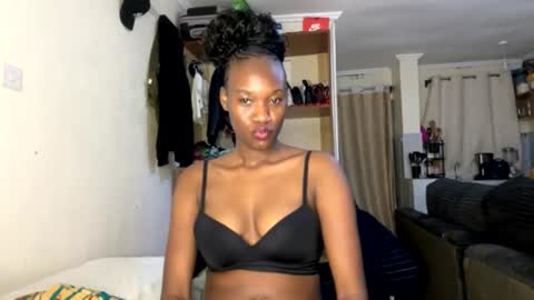Snapshot of sexy_nyla chatting on July 18, 2026, 8:01 pm Nyla online show from July 18, 2026, 8:01 pm