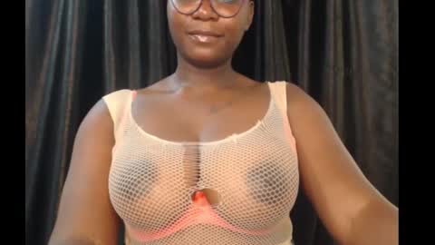 zoe online show from November 16, 2025, 8:03 pm