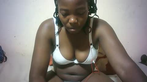 sexy_sandrah online show from November 4, 2025, 10:58 am