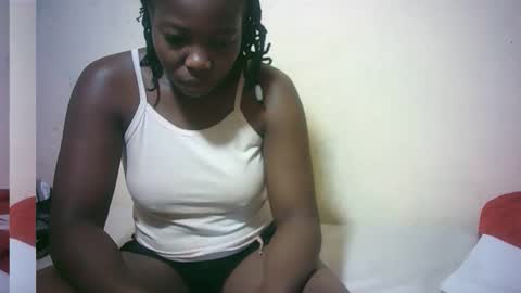 sexy_sandrah online show from November 12, 2025, 3:51 am