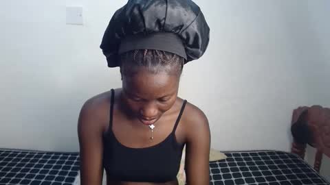 sexy_sea615394 online show from September 15, 2025, 12:38 pm