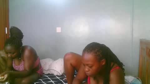 Snapshot of sexy_shava chatting on November 29, 2025, 11:57 am sexy_shava online show from November 29, 2025, 11:57 am