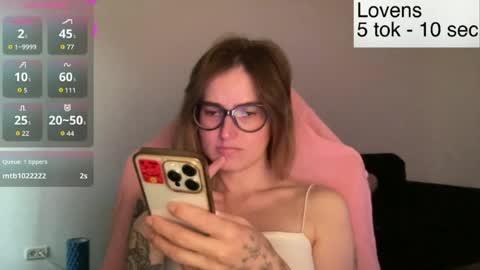 Snapshot of sexy_sweets chatting on June 19, 2026, 4:44 pm Sexy-Sweets online show from June 19, 2026, 4:44 pm