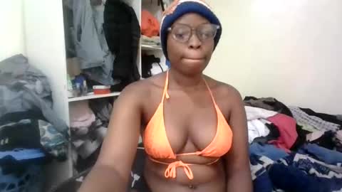 sexy_tatty2 online show from October 14, 2025, 4:19 pm