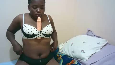 Tiffah online show from November 13, 2025, 4:17 pm