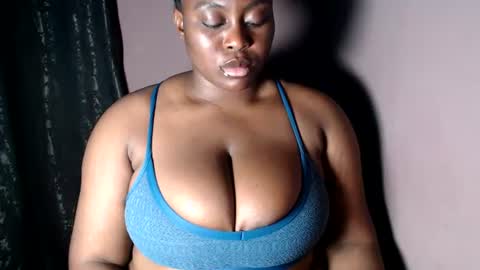 Snapshot of sexy_wet_ria chatting on June 20, 2026, 6:44 pm ria online show from June 20, 2026, 6:44 pm