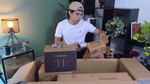 Aisha  Daniel online show from November 10, 2025, 6:51 pm