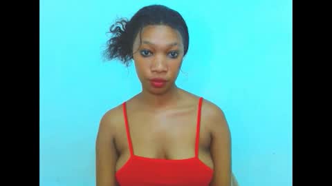 sexyalender02 online show from December 3, 2025, 7:16 am