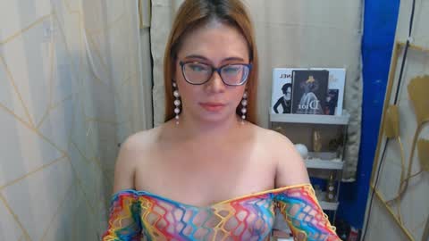 Snapshot of sexyasiantsxx chatting on February 3, 2025, 9:19 am Denise online show from February 3, 2025, 9:19 am