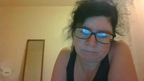 sexymilfy online show from September 18, 2025, 12:01 am