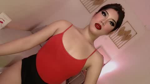 Lexie online show from February 5, 2025, 9:36 am