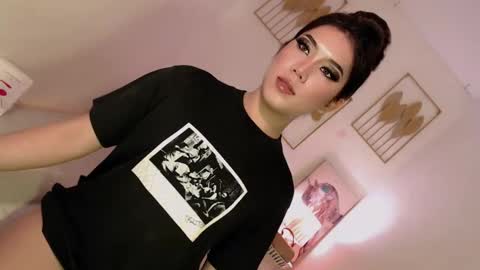 Lexie online show from February 7, 2025, 12:50 pm