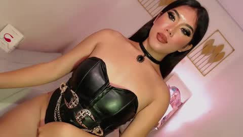 Lexie online show from February 24, 2025, 3:20 pm