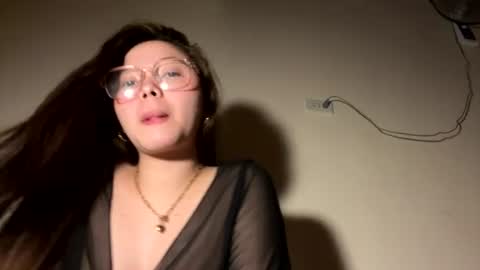 Snapshot of sexybaestella chatting on August 6, 2026, 1:35 pm sexybaestella online show from August 6, 2026, 1:35 pm
